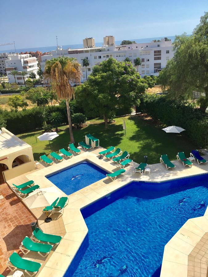 Club Playa Flores Torremolinos Bagian luar foto