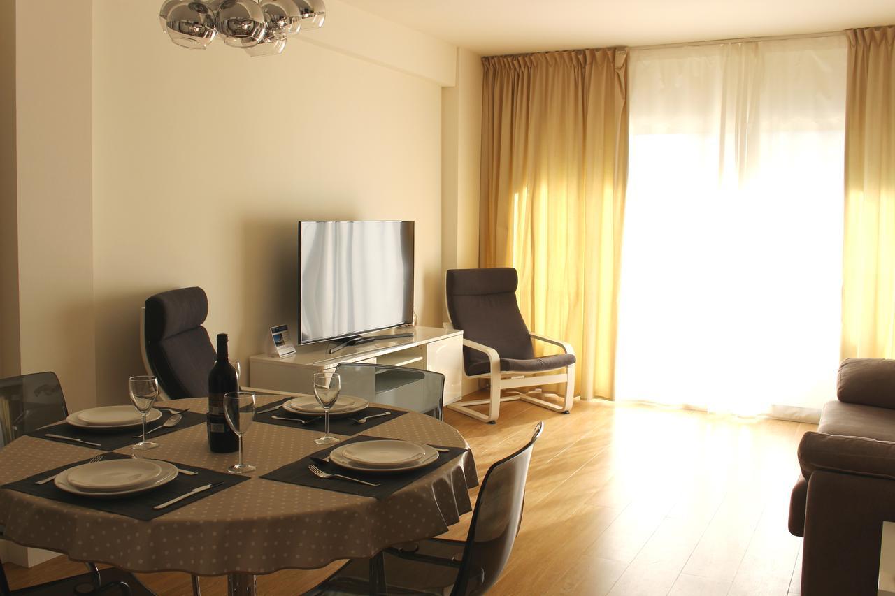 Club Playa Flores Torremolinos Bagian luar foto