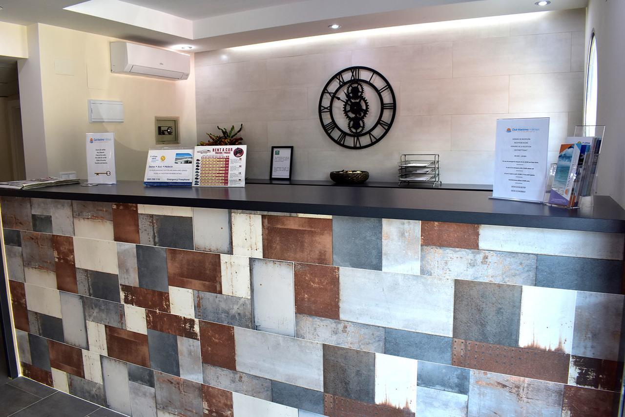 Club Playa Flores Torremolinos Bagian luar foto
