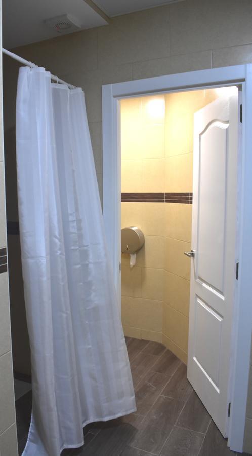 Club Playa Flores Torremolinos Bagian luar foto